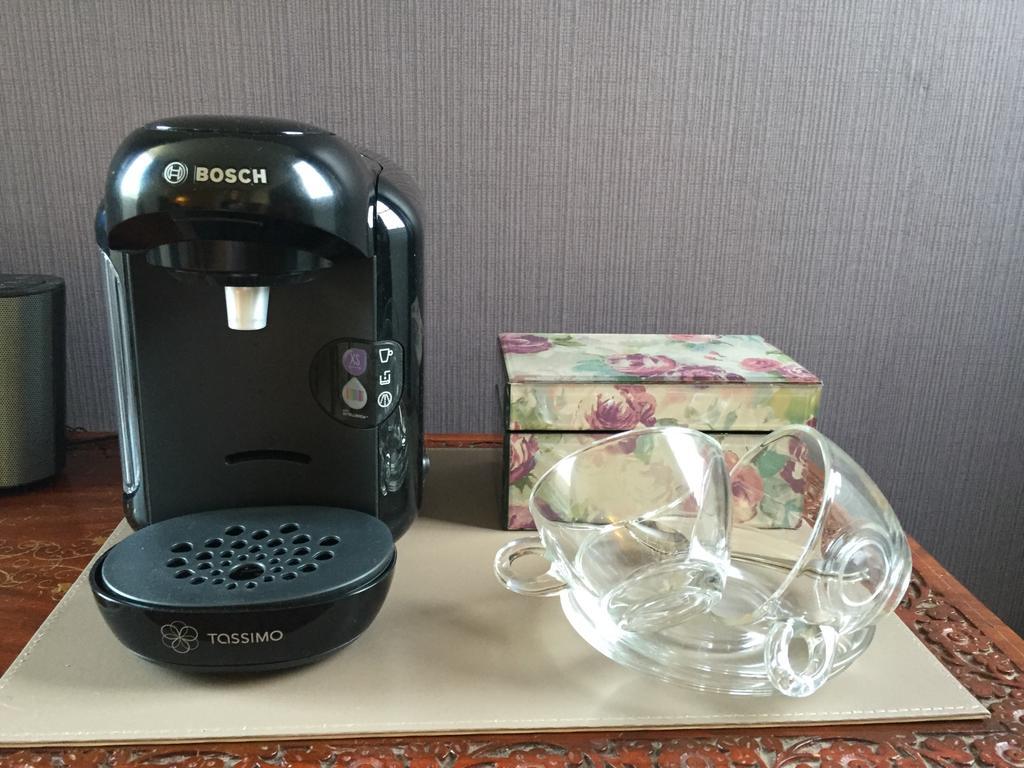 Bed & Breakfast Sixteen
