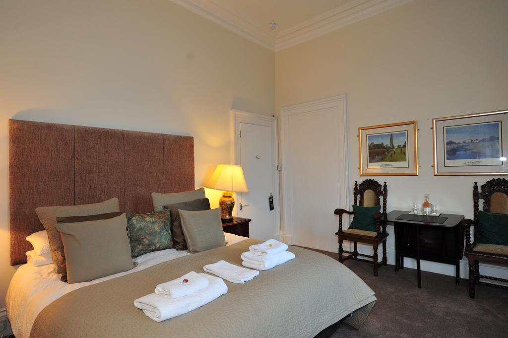 Bed & Breakfast Sixteen 4*