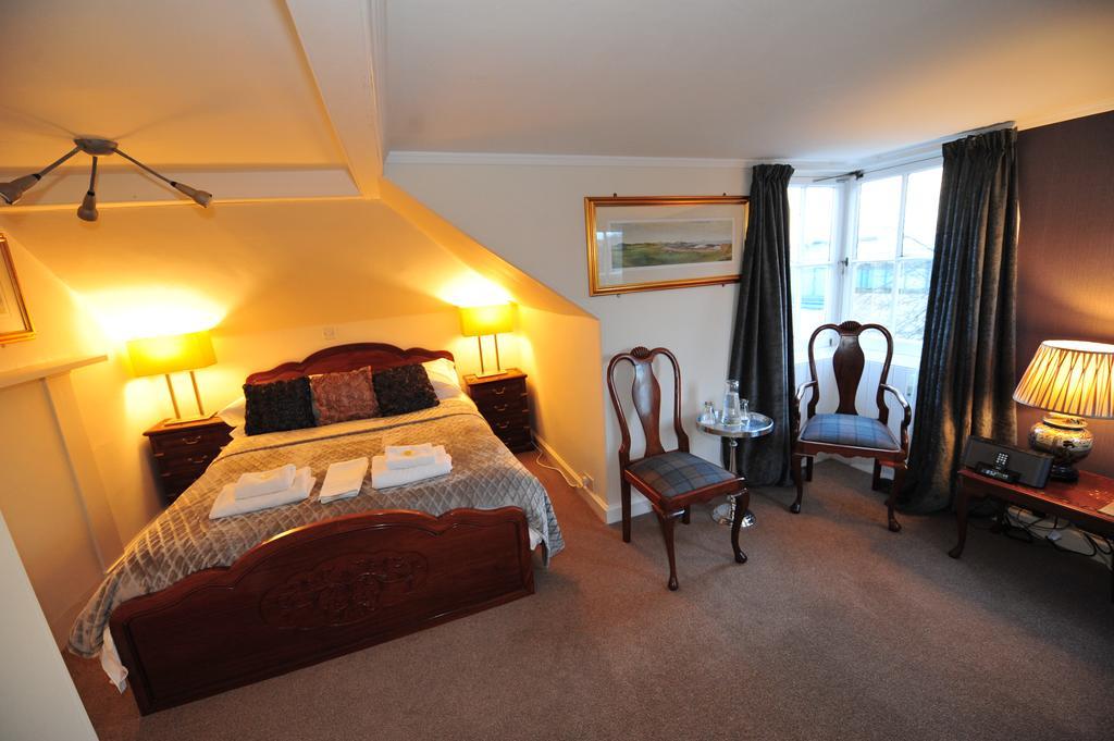 Sixteen Bed & Breakfast 4*